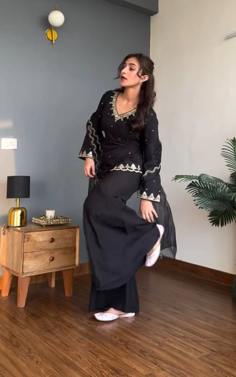 Black Pearl Kurti With Palazzo Kurta Set