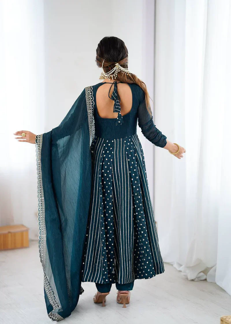 Anarkali Gown With Crunchy With Fully Flair Anarkali Suit